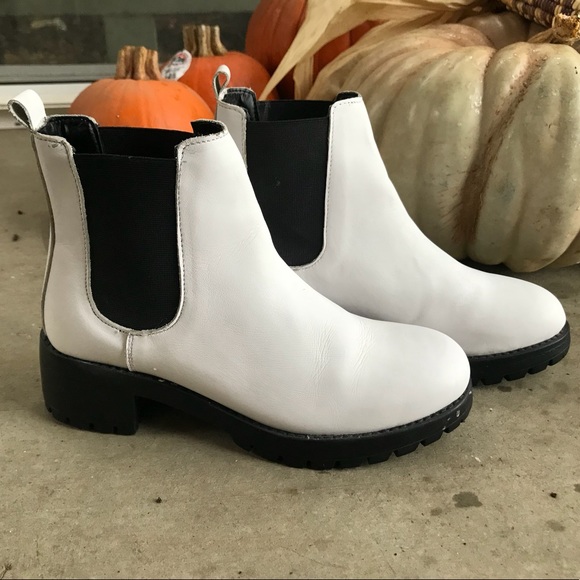 maci chelsea boot